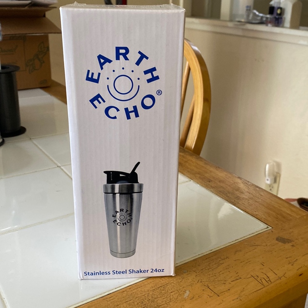 Stainless Steel Shaker 24oz.